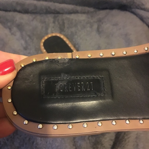 Sandals - Picture 3 of 4